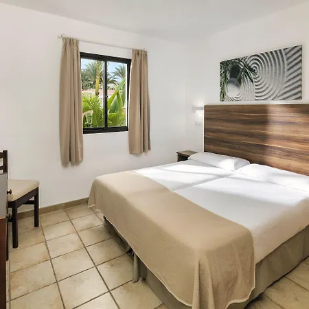 Ξενοδοχείο με διαμερίσματα Sol Sun 3*