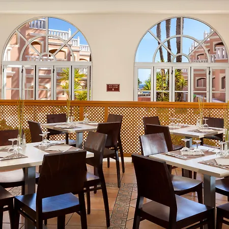 Ξενοδοχείο με διαμερίσματα Sol Sun Costa Adeje (Tenerife)