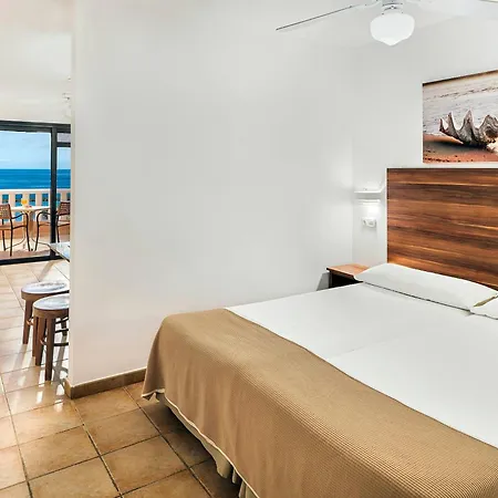 阳光海滩公寓 3*