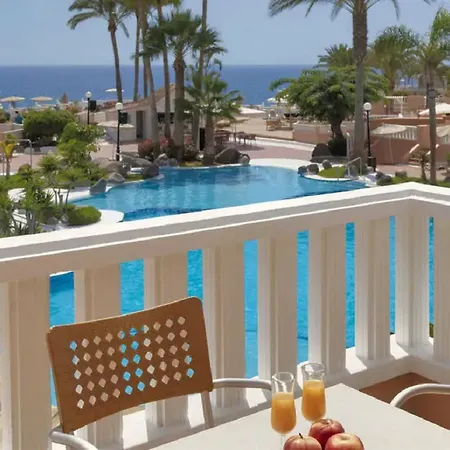 Ξενοδοχείο με διαμερίσματα Sol Sun Costa Adeje (Tenerife)