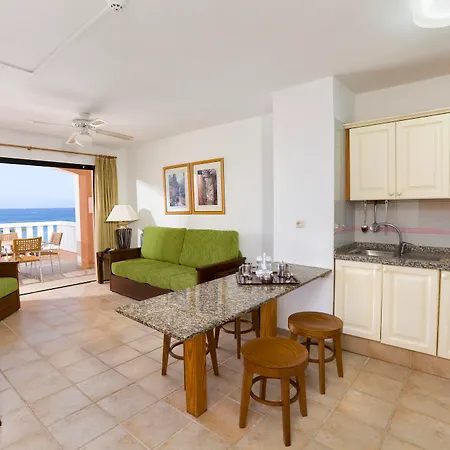 アパートホテル Sol Sun 3*